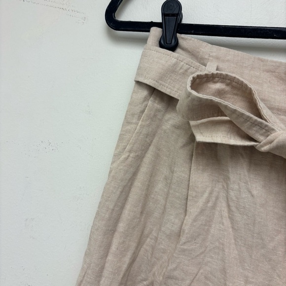 Uniqlo Belted Wide Leg Pants - Picture 2 of 9